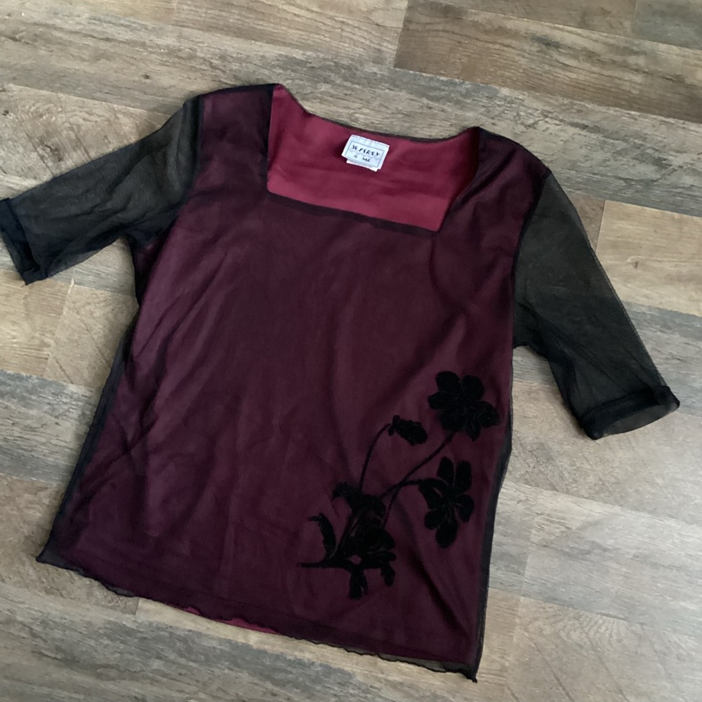 Jeffrey and me vintage Black and Burgundy Women's Top